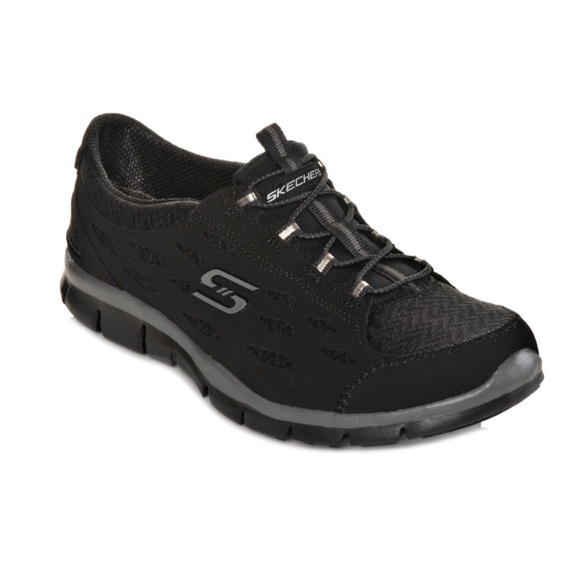 skechers full black